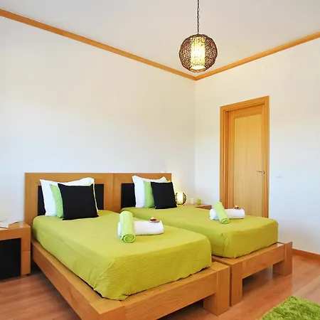 Seaside Townhouse Escape Albufeira