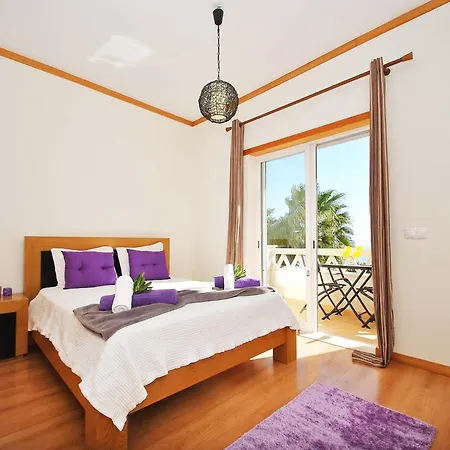 Holiday Home In Albufeira Near Beaches 度假居 *